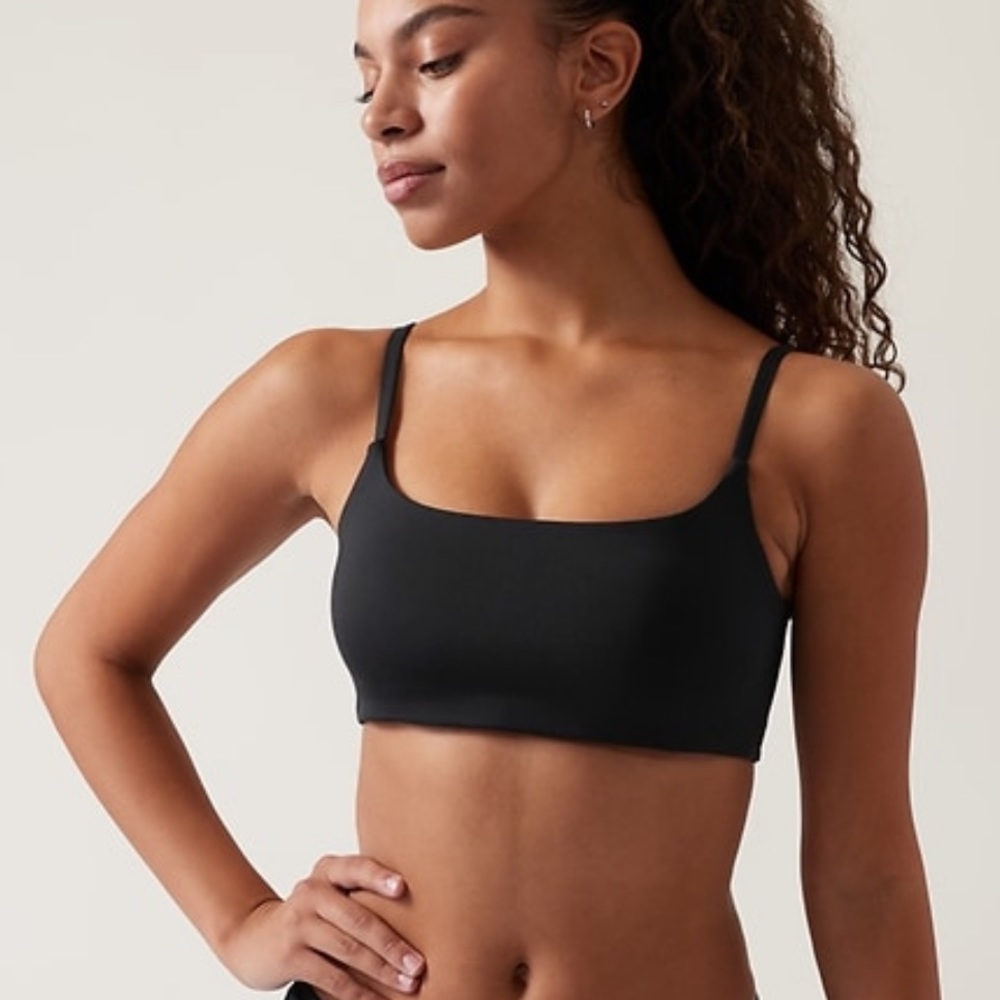 Athleta Scoop Bikini Top for D/DD
